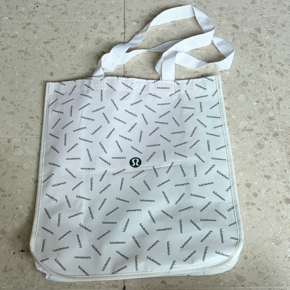 lululemon athletica White and Black Patterned Tote